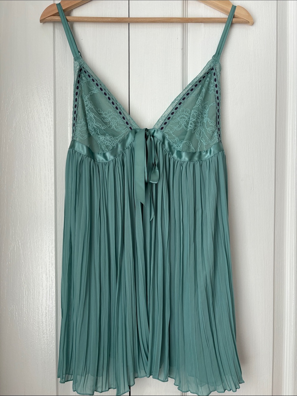 Victoria's Secret Dare to Dream Lace Pleated Babydoll Set Green XL
